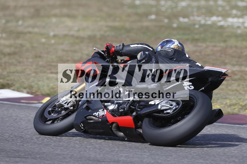 /37 09.08.2026  Pluess Motosport ADR/Freies Fahren/424